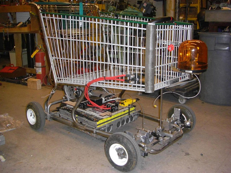 Illustration for article titled Electric Shopping Go-Kart Makes For Speedy, Stealthy Grocery-Getting